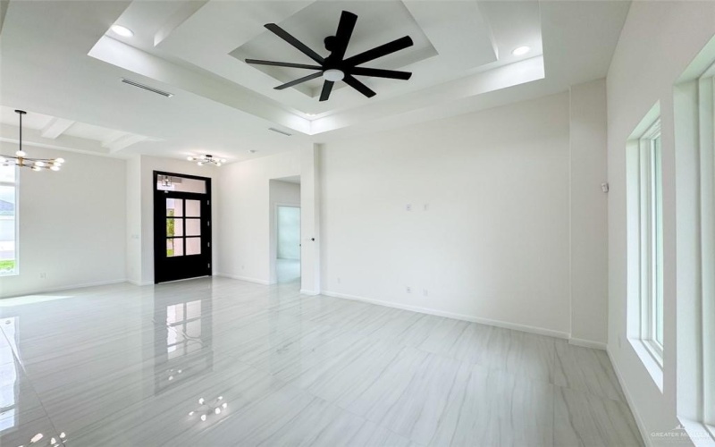 8014 N 48th Avenue, McAllen, TX 78504, 3 Habitaciones Habitaciones , ,2 BañosBaños,Residential,En Venta,8014 N 48th Avenue,469926