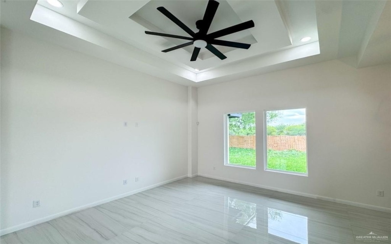 8014 N 48th Avenue, McAllen, TX 78504, 3 Habitaciones Habitaciones , ,2 BañosBaños,Residential,En Venta,8014 N 48th Avenue,469926