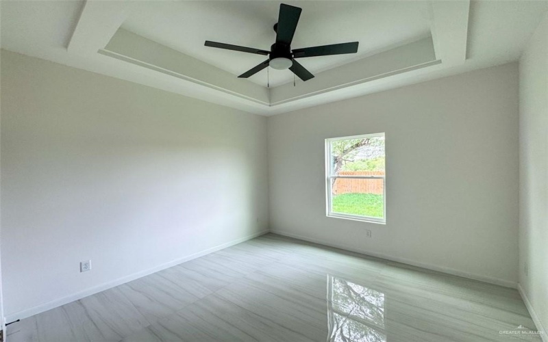 8014 N 48th Avenue, McAllen, TX 78504, 3 Habitaciones Habitaciones , ,2 BañosBaños,Residential,En Venta,8014 N 48th Avenue,469926