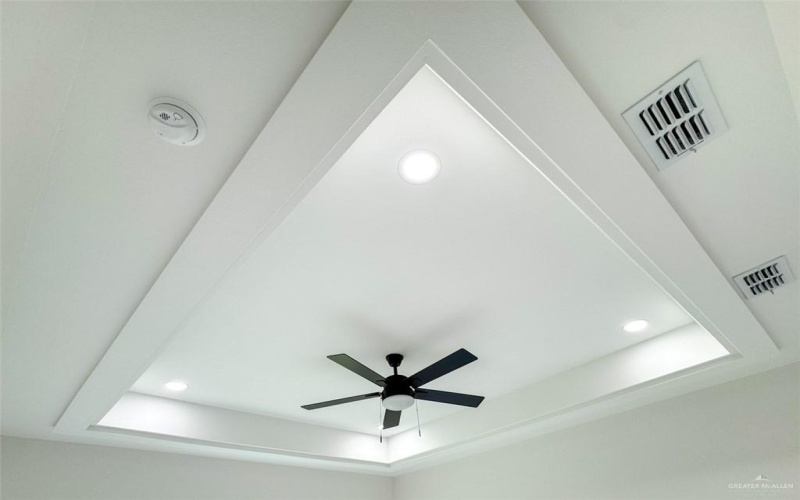 8014 N 48th Avenue, McAllen, TX 78504, 3 Habitaciones Habitaciones , ,2 BañosBaños,Residential,En Venta,8014 N 48th Avenue,469926