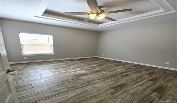 810 N Blair Avenue #2, Edinburg, TX 78541, 2 Bedrooms Bedrooms, ,2 BathroomsBathrooms,Residential Lease,For Rent,810 N Blair Avenue,463931
