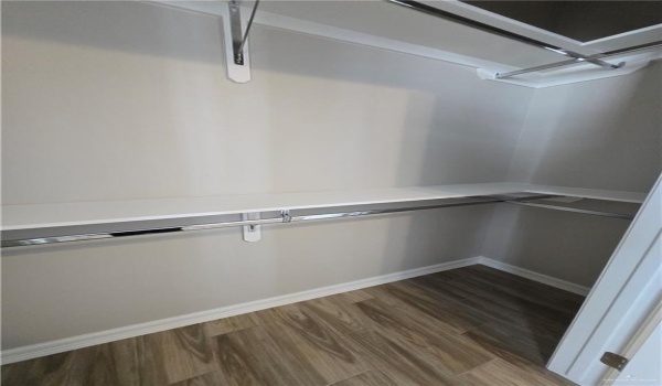 810 N Blair Avenue #2, Edinburg, TX 78541, 2 Bedrooms Bedrooms, ,2 BathroomsBathrooms,Residential Lease,For Rent,810 N Blair Avenue,463931
