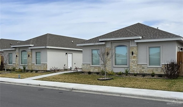 810 N Blair Avenue #2, Edinburg, TX 78541, 2 Bedrooms Bedrooms, ,2 BathroomsBathrooms,Residential Lease,For Rent,810 N Blair Avenue,463931