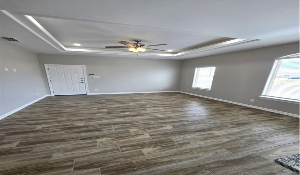810 N Blair Avenue #2, Edinburg, TX 78541, 2 Bedrooms Bedrooms, ,2 BathroomsBathrooms,Residential Lease,For Rent,810 N Blair Avenue,463931