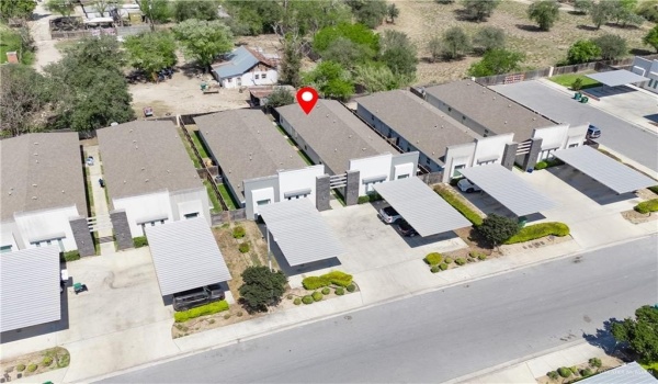 1702 W Garrison Drive #A, Pharr, TX 78577, 2 Bedrooms Bedrooms, ,2 BathroomsBathrooms,Residential Lease,For Rent,1702 W Garrison Drive,469937