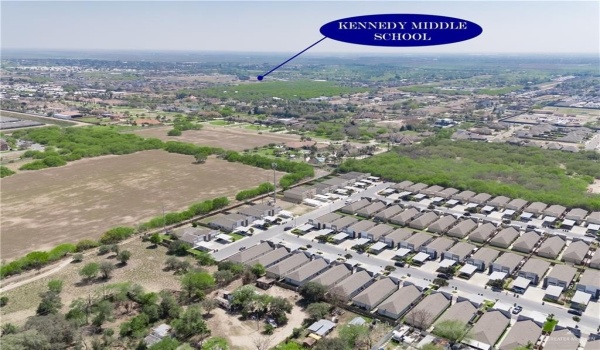 1702 W Garrison Drive #A, Pharr, TX 78577, 2 Bedrooms Bedrooms, ,2 BathroomsBathrooms,Residential Lease,For Rent,1702 W Garrison Drive,469937