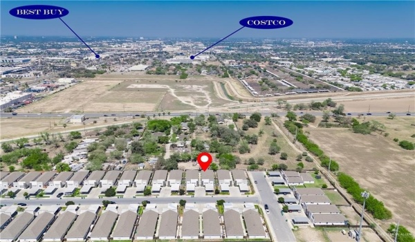 1702 W Garrison Drive #A, Pharr, TX 78577, 2 Bedrooms Bedrooms, ,2 BathroomsBathrooms,Residential Lease,For Rent,1702 W Garrison Drive,469937