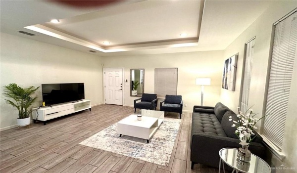1702 W Garrison Drive #A, Pharr, TX 78577, 2 Bedrooms Bedrooms, ,2 BathroomsBathrooms,Residential Lease,For Rent,1702 W Garrison Drive,469937