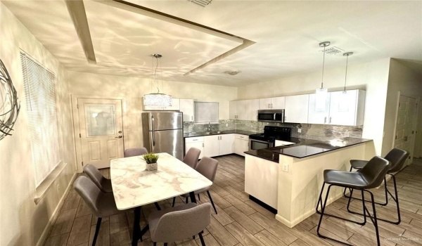 1702 W Garrison Drive #A, Pharr, TX 78577, 2 Bedrooms Bedrooms, ,2 BathroomsBathrooms,Residential Lease,For Rent,1702 W Garrison Drive,469937