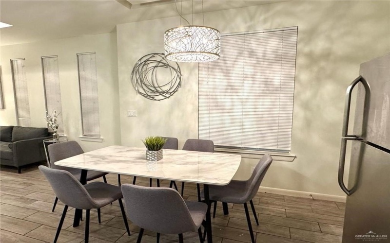 1702 W Garrison Drive #A, Pharr, TX 78577, 2 Habitaciones Habitaciones , ,2 BañosBaños,Residential Lease,En Alquiler,1702 W Garrison Drive,469937