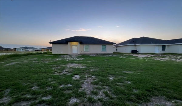 3509 Pinehurst Street, Weslaco, TX 78596, 3 Bedrooms Bedrooms, ,2 BathroomsBathrooms,Residential,For Sale,3509 Pinehurst Street,469958