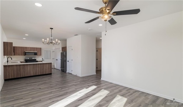 1006 N Clarence Avenue, Edinburg, TX 78541, ,Residential Multi Family,For Sale,1006 N Clarence Avenue,469217