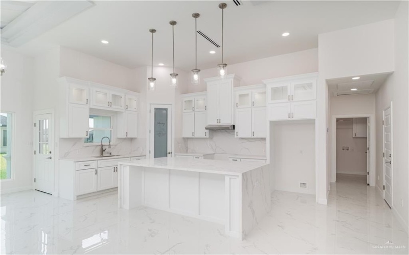2816 Comal Road, Edinburg, TX 78542, 3 Bedrooms Bedrooms, ,2 BathroomsBathrooms,Residential,For Sale,2816 Comal Road,469962