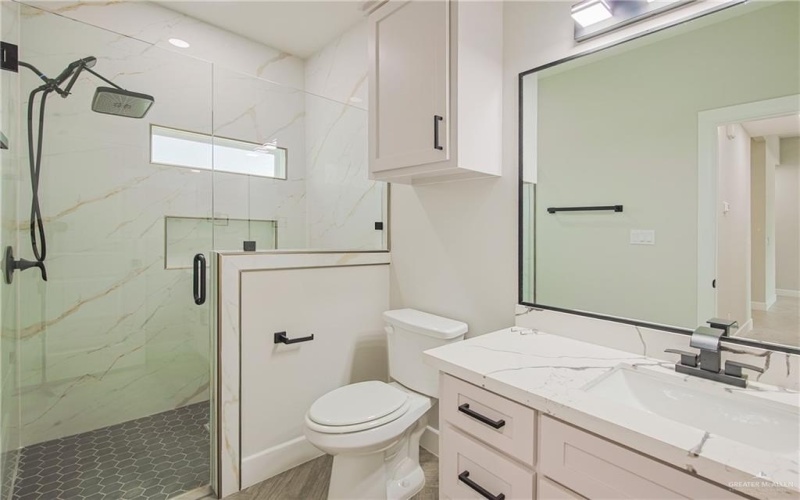 8039 N 50th Street, McAllen, TX 78504, 3 Habitaciones Habitaciones , ,2 BañosBaños,Residential,En Venta,8039 N 50th Street,463950