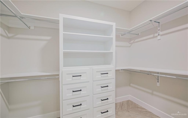 8039 N 50th Street, McAllen, TX 78504, 3 Habitaciones Habitaciones , ,2 BañosBaños,Residential,En Venta,8039 N 50th Street,463950