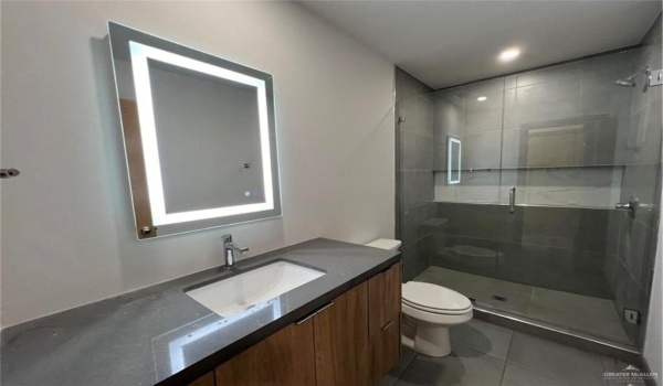 3409 N L Street #2, McAllen, TX 78504, 2 Bedrooms Bedrooms, ,2 BathroomsBathrooms,Residential Lease,For Rent,3409 N L Street,469224