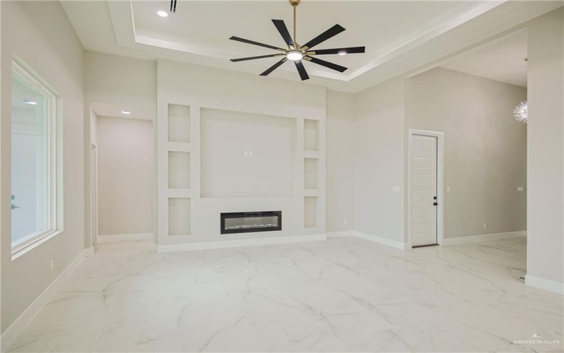 8034 N 51st Street, McAllen, TX 78504, 3 Habitaciones Habitaciones , ,2 BañosBaños,Residential,En Venta,8034 N 51st Street,463952