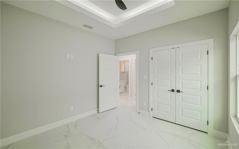 8034 N 51st Street, McAllen, TX 78504, 3 Habitaciones Habitaciones , ,2 BañosBaños,Residential,En Venta,8034 N 51st Street,463952