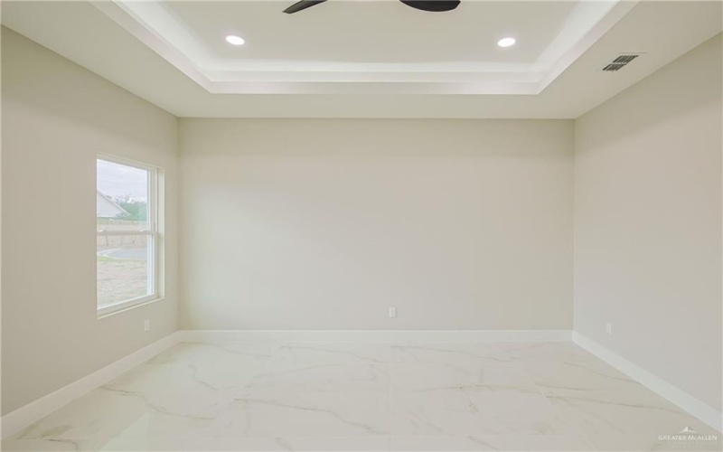 8034 N 51st Street, McAllen, TX 78504, 3 Habitaciones Habitaciones , ,2 BañosBaños,Residential,En Venta,8034 N 51st Street,463952