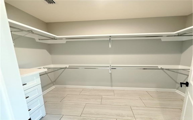 611 Tower Oak Drive, Alamo, TX 78516, 3 Bedrooms Bedrooms, ,2 BathroomsBathrooms,Residential,For Sale,611 Tower Oak Drive,469281