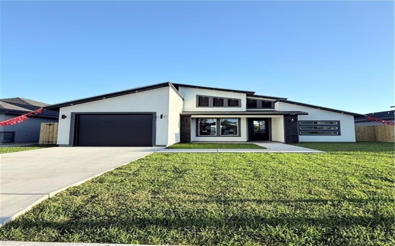 611 Tower Oak Drive, Alamo, TX 78516, 3 Bedrooms Bedrooms, ,2 BathroomsBathrooms,Residential,For Sale,611 Tower Oak Drive,469281