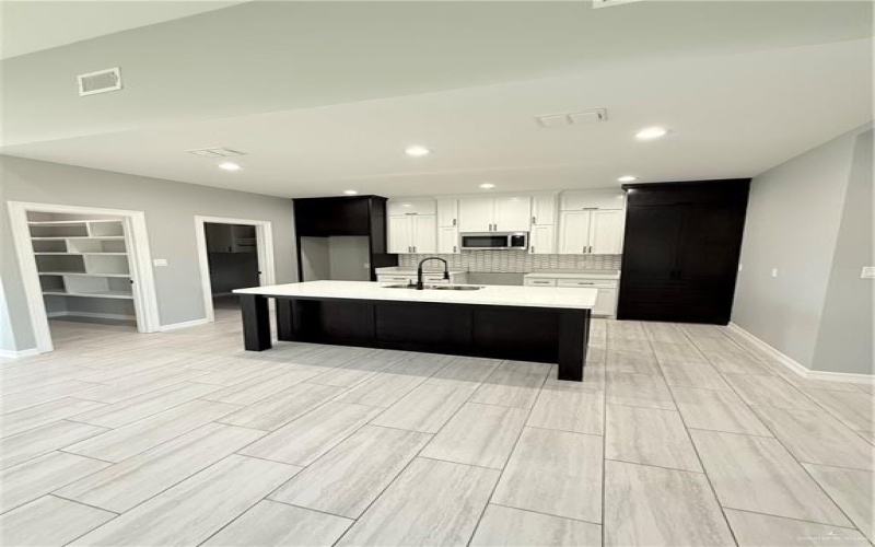 611 Tower Oak Drive, Alamo, TX 78516, 3 Bedrooms Bedrooms, ,2 BathroomsBathrooms,Residential,For Sale,611 Tower Oak Drive,469281