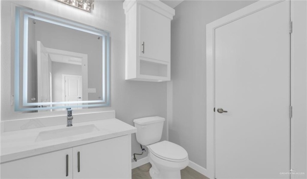 1012 Azalea Street, Mission, TX 78573, 3 Bedrooms Bedrooms, ,2 BathroomsBathrooms,Residential,For Sale,1012 Azalea Street,469997
