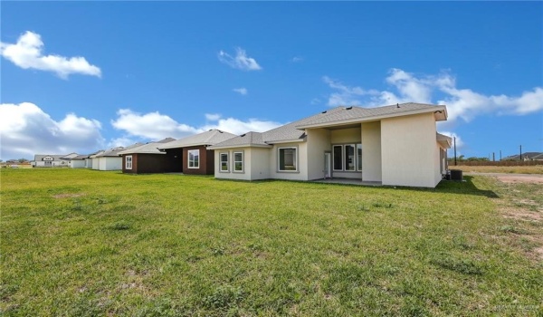 1012 Azalea Street, Mission, TX 78573, 3 Bedrooms Bedrooms, ,2 BathroomsBathrooms,Residential,For Sale,1012 Azalea Street,469997