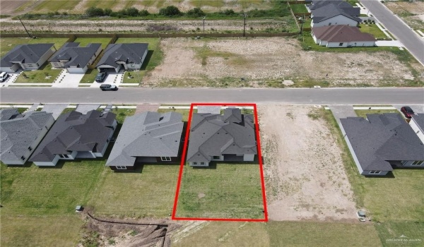 1012 Azalea Street, Mission, TX 78573, 3 Bedrooms Bedrooms, ,2 BathroomsBathrooms,Residential,For Sale,1012 Azalea Street,469997