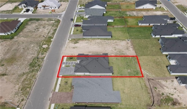 1012 Azalea Street, Mission, TX 78573, 3 Bedrooms Bedrooms, ,2 BathroomsBathrooms,Residential,For Sale,1012 Azalea Street,469997