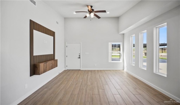 1410 S Michigan Street, Alton, TX 78573, ,Residential Multi Family,For Sale,1410 S Michigan Street,463956