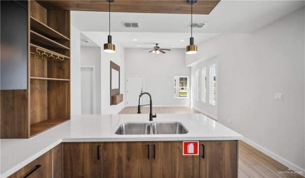 1410 S Michigan Street #1, Alton, TX 78573, 2 Bedrooms Bedrooms, ,2 BathroomsBathrooms,Residential Lease,For Rent,1410 S Michigan Street,469284