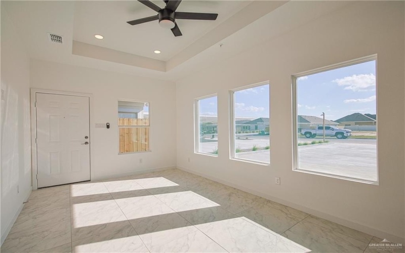 5312 Vision Street, Rio Grande City, TX 78582, ,Residential Multi Family,En Venta,5312 Vision Street,470008