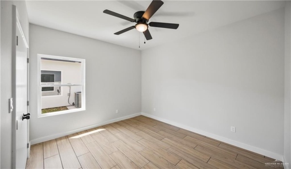 1410 S Michigan Street #2, Mission, TX 78573, 3 Bedrooms Bedrooms, ,2 BathroomsBathrooms,Residential Lease,For Rent,1410 S Michigan Street,469285