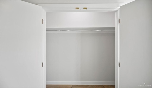 1410 S Michigan Street #2, Mission, TX 78573, 3 Bedrooms Bedrooms, ,2 BathroomsBathrooms,Residential Lease,For Rent,1410 S Michigan Street,469285
