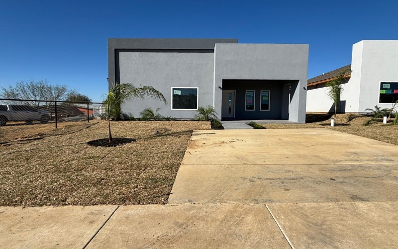 5210 Plasencia Ln., LAREDO, TX 78046, 3 Bedrooms Bedrooms, ,2 BathroomsBathrooms,Residential,For Sale,5210 Plasencia Ln.,20243793