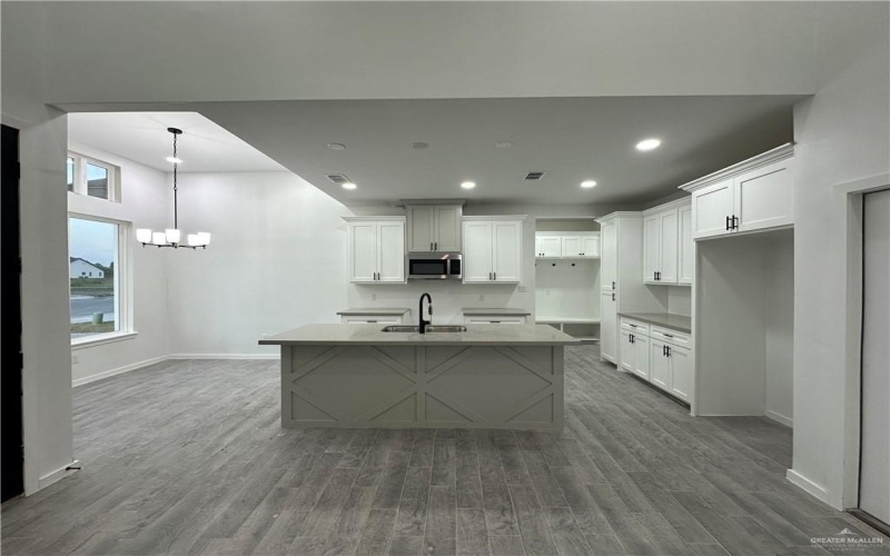 3405 Penelope Drive, Harlingen, TX 78552, 3 Bedrooms Bedrooms, ,2 BathroomsBathrooms,Residential,For Sale,3405 Penelope Drive,470034