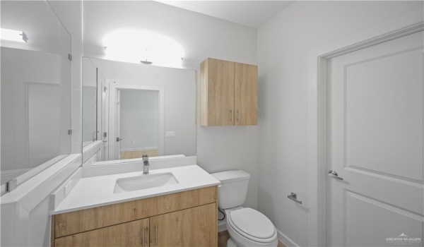 3601 Vanessa Lane #4, Weslaco, TX 78596, 3 Bedrooms Bedrooms, ,2 BathroomsBathrooms,Residential,For Sale,3601 Vanessa Lane,464096