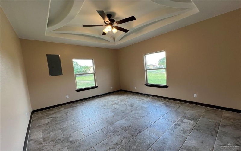 911 S 19th Avenue, Edinburg, TX 78539, 3 Bedrooms Bedrooms, ,2 BathroomsBathrooms,Residential,For Sale,911 S 19th Avenue,470066