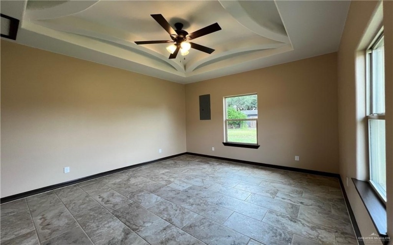 911 S 19th Avenue, Edinburg, TX 78539, 3 Bedrooms Bedrooms, ,2 BathroomsBathrooms,Residential,For Sale,911 S 19th Avenue,470066