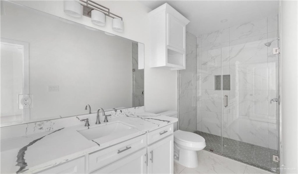 900 E 38th Street, San Juan, TX 78589, 3 Bedrooms Bedrooms, ,2 BathroomsBathrooms,Residential,For Sale,900 E 38th Street,470069