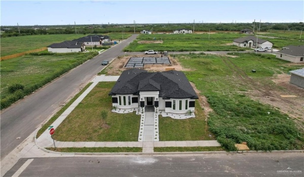 900 E 38th Street, San Juan, TX 78589, 3 Bedrooms Bedrooms, ,2 BathroomsBathrooms,Residential,For Sale,900 E 38th Street,470069