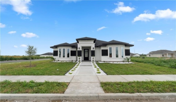 900 E 38th Street, San Juan, TX 78589, 3 Bedrooms Bedrooms, ,2 BathroomsBathrooms,Residential,For Sale,900 E 38th Street,470069