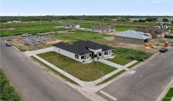 900 E 38th Street, San Juan, TX 78589, 3 Bedrooms Bedrooms, ,2 BathroomsBathrooms,Residential,For Sale,900 E 38th Street,470069