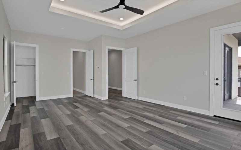 18023 Lake Ray Hubbard Drive, Forney, TX 75126, 5 Bedrooms Bedrooms, ,6 BathroomsBathrooms,Residential,For Sale,18023 Lake Ray Hubbard Drive,20865456