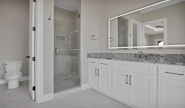 18023 Lake Ray Hubbard Drive, Forney, TX 75126, 5 Bedrooms Bedrooms, ,6 BathroomsBathrooms,Residential,For Sale,18023 Lake Ray Hubbard Drive,20865456