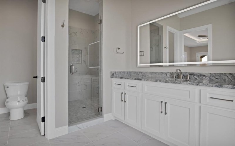 18023 Lake Ray Hubbard Drive, Forney, TX 75126, 5 Bedrooms Bedrooms, ,6 BathroomsBathrooms,Residential,For Sale,18023 Lake Ray Hubbard Drive,20865456