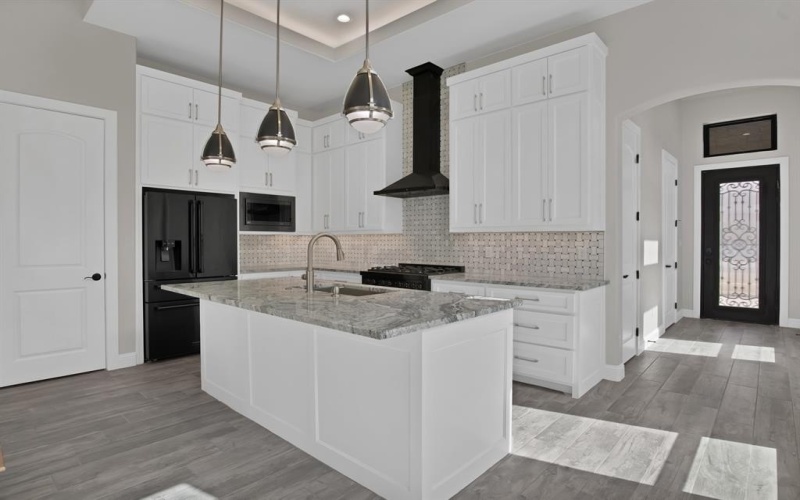 18023 Lake Ray Hubbard Drive, Forney, TX 75126, 5 Bedrooms Bedrooms, ,6 BathroomsBathrooms,Residential,For Sale,18023 Lake Ray Hubbard Drive,20865456