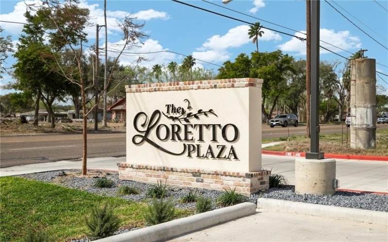 1229 E Griffin Parkway #D, Mission, TX 78572, ,Arrendamiento Comercial,En Alquiler,1229 E Griffin Parkway,469449
