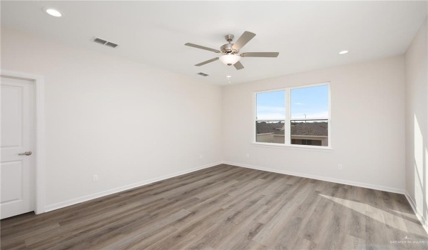 1420 Zurich Avenue, McAllen, TX 78504, 3 Bedrooms Bedrooms, ,2 BathroomsBathrooms,Residential,For Sale,1420 Zurich Avenue,470093